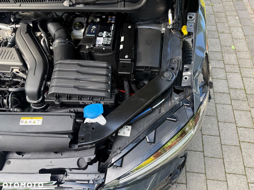 Volkswagen Touran 1.5 TSI EVO Comfortline Plus - 12