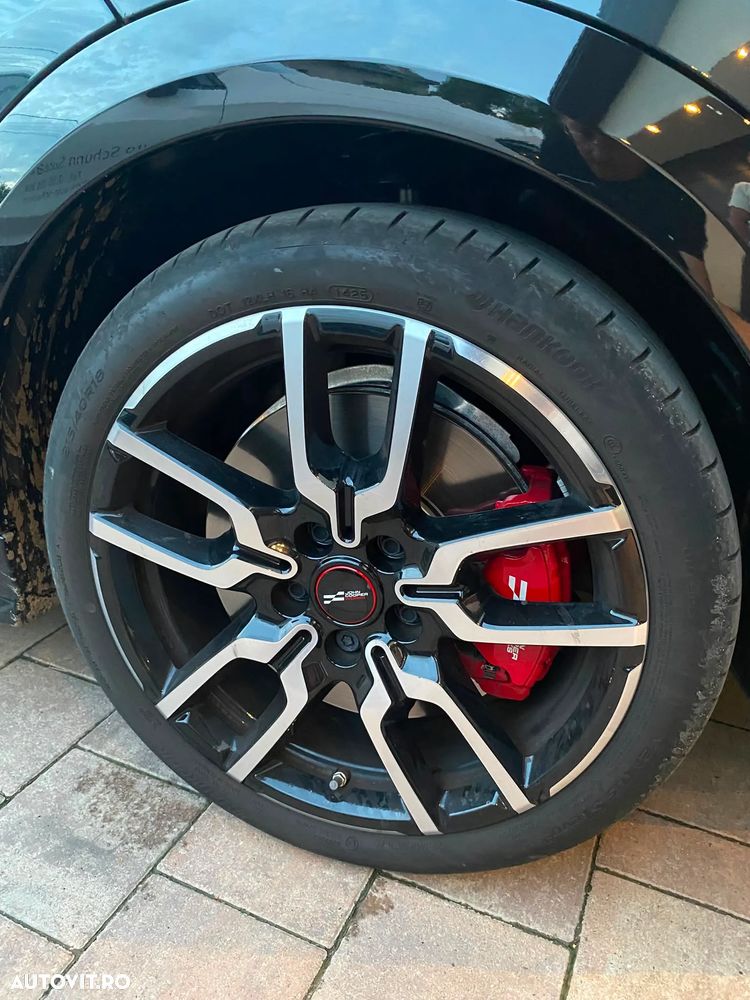 MINI John Cooper Works 2025 — imagine 9