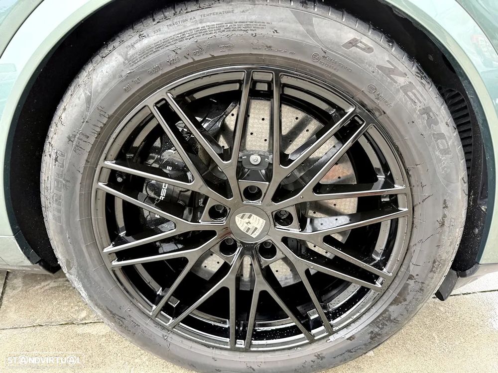 Porsche Cayenne Turbo E-Hybrid - 47