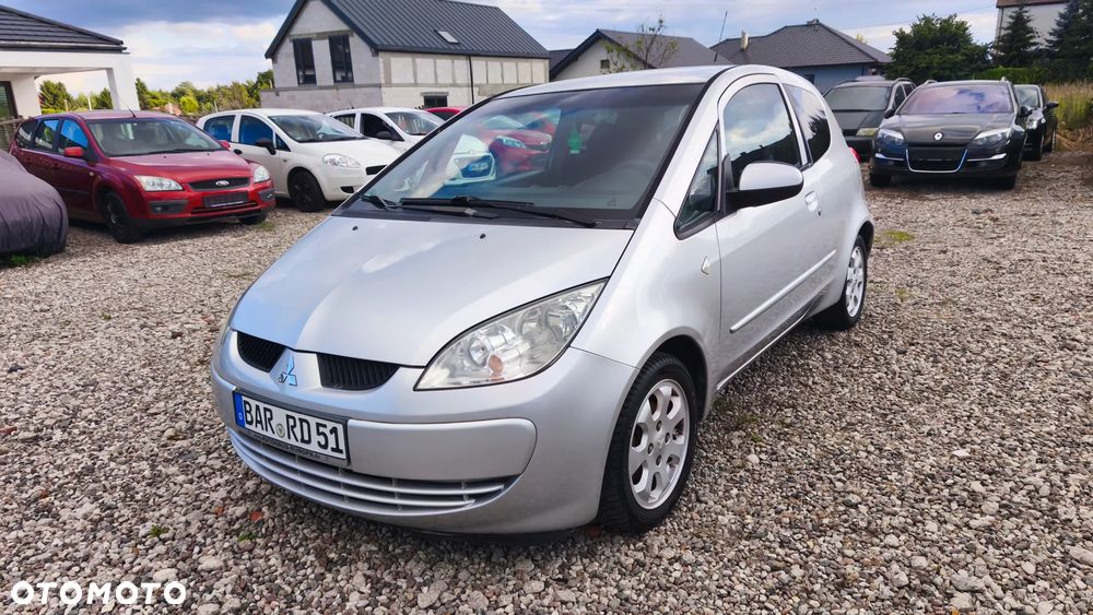 Mitsubishi Colt - 1