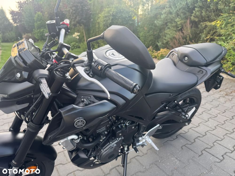 Yamaha MT - 13