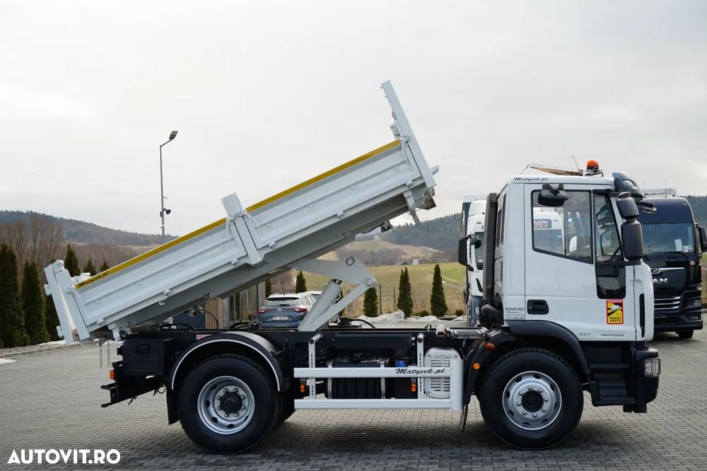 Iveco EUROCARGO 160 E22 / BASCĂLĂTOR 3 DIRECȚII / HIDRODOXIE LATERALĂ / BORDMATIC / EURO 5 EEV - 5