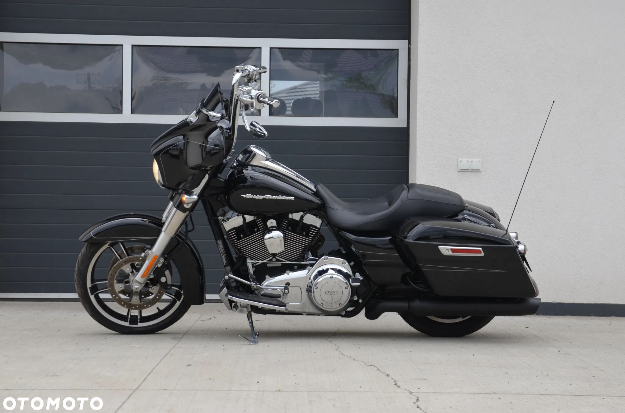Harley-Davidson FLHXS Special - 1