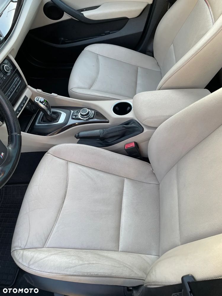 BMW X1 xDrive20d Sport Line - 8