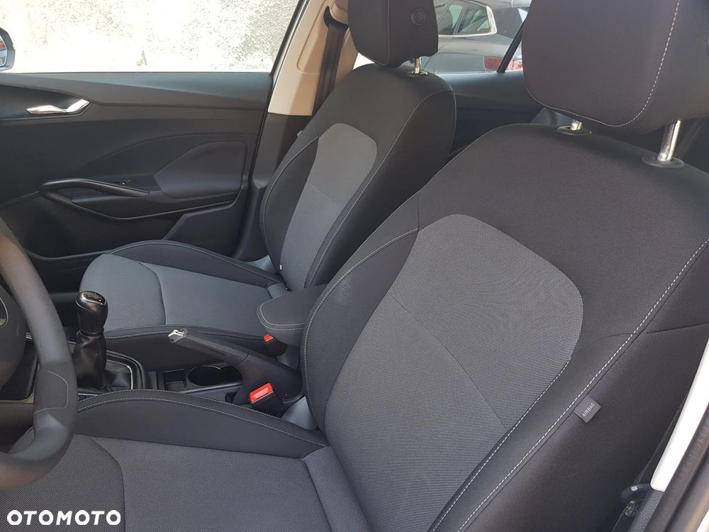 Skoda Fabia 1.0 Ambition - 9