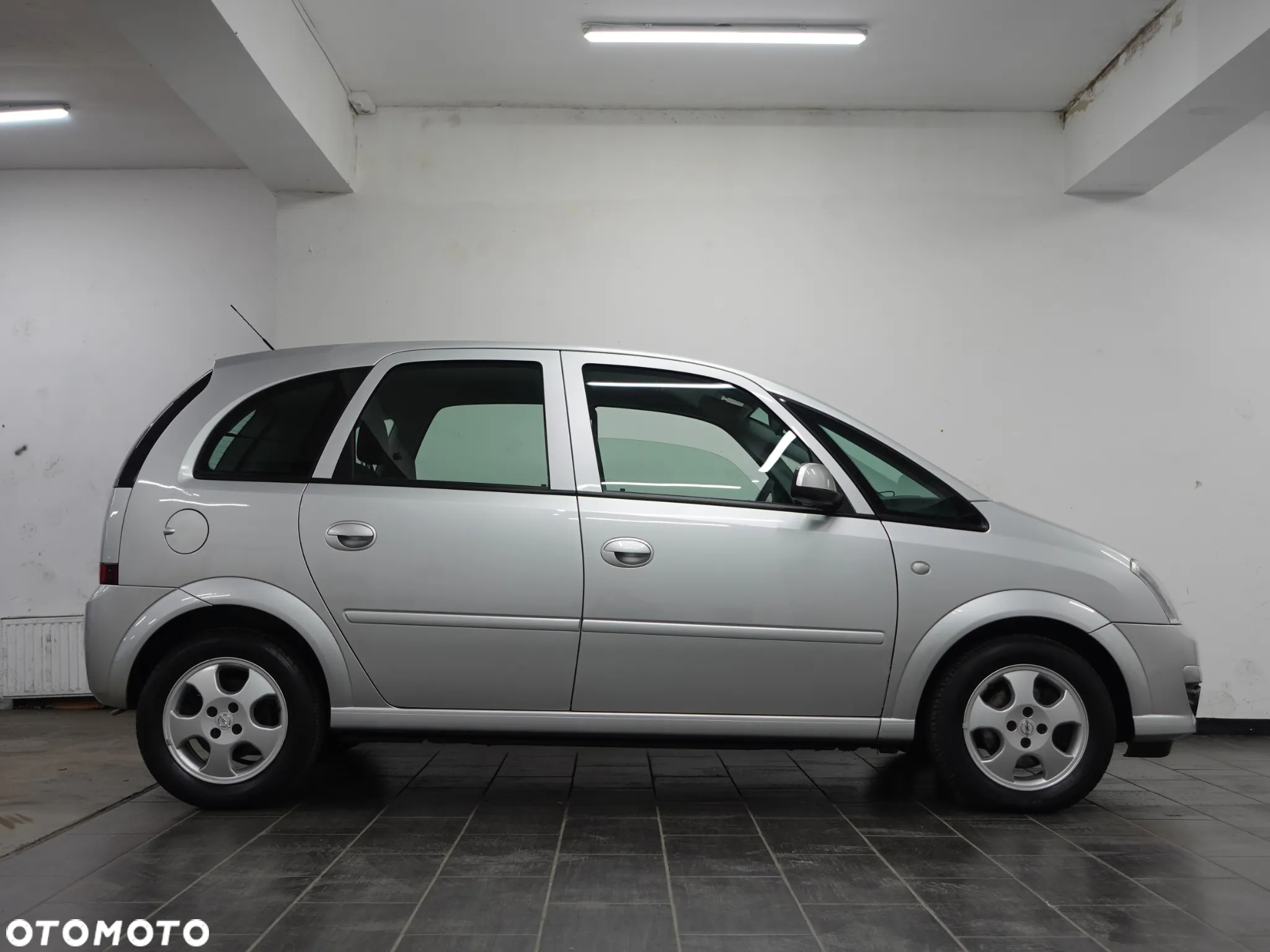 Opel Meriva 1.6 16V - 12