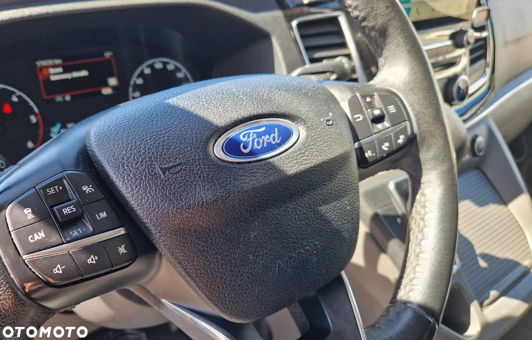 Ford Tourneo Custom 2.0 EcoBlue L1 Titanium SelectShift - 21