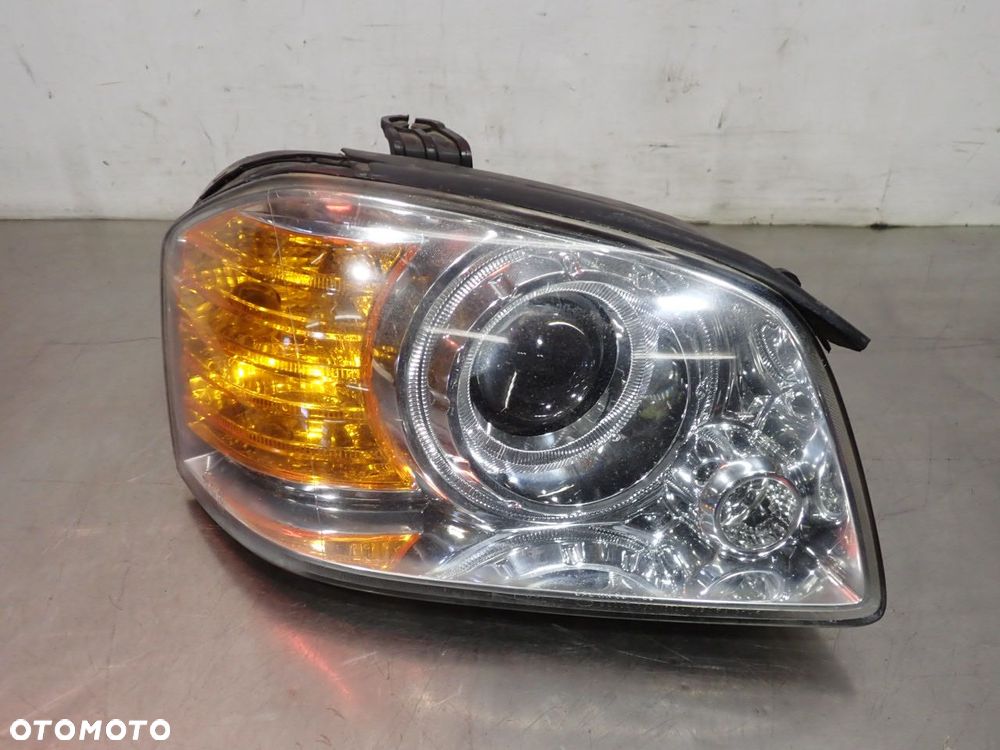 LAMPA PRAWA PRZEDNIA KIA MAGENTIS I LIFT - 1