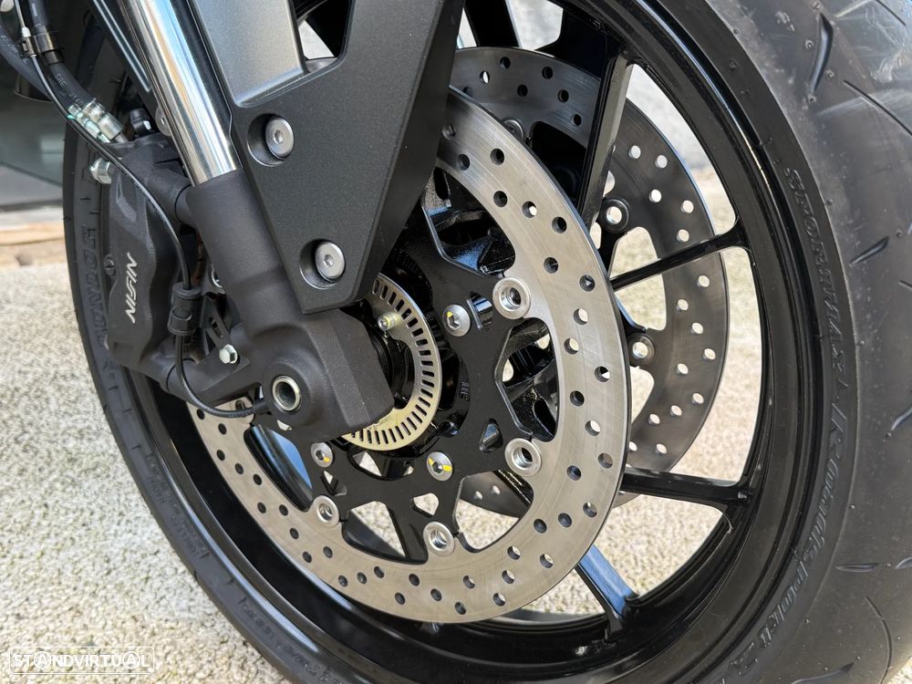 Suzuki GSX - 8 TT SERVIÇO !! DESDE 129€ Mês !! - 14