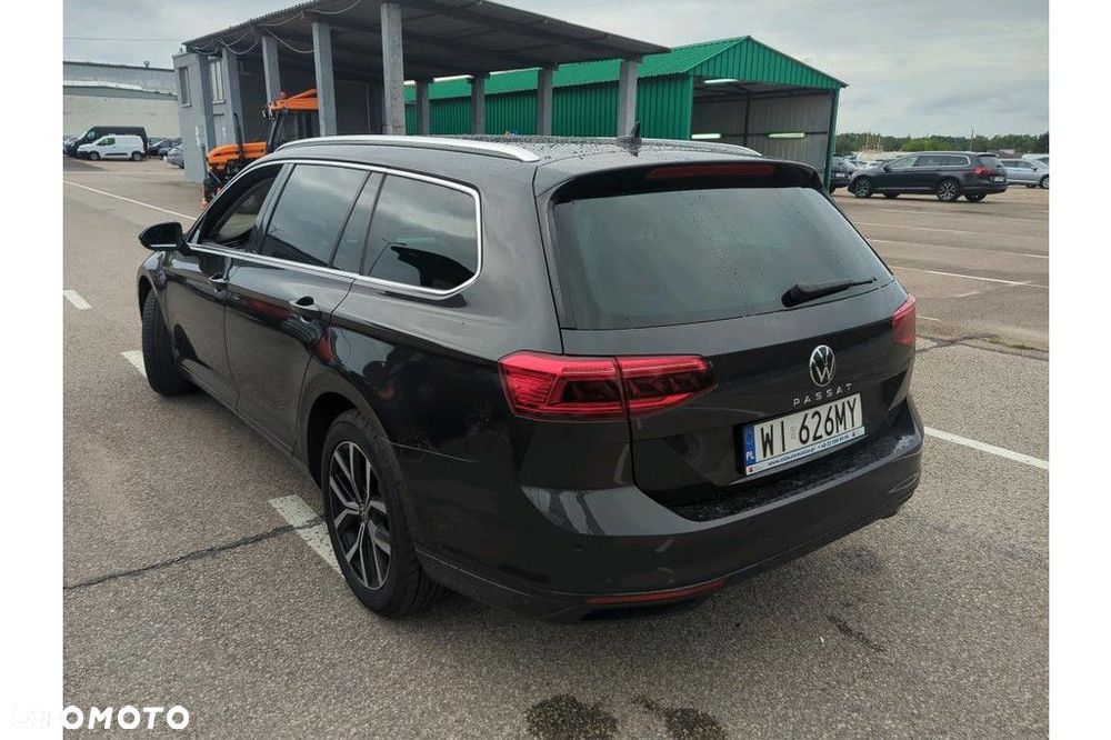 Volkswagen Passat Variant - 4