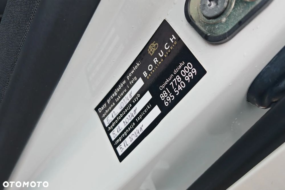 Peugeot 3008 1.2 PureTech mHEV Allure Pack S&S e-DCS6 - 33