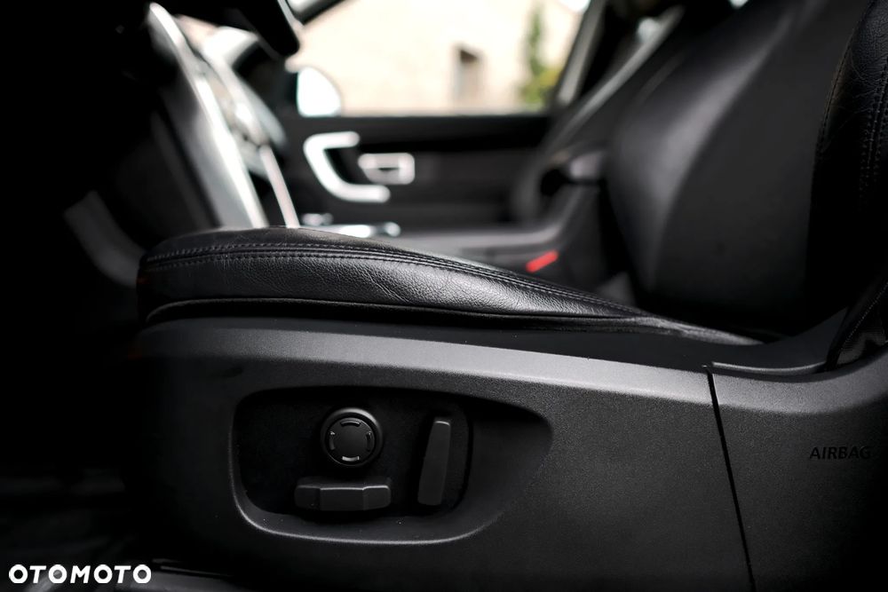 Land Rover Discovery Sport Si4 SE - 32