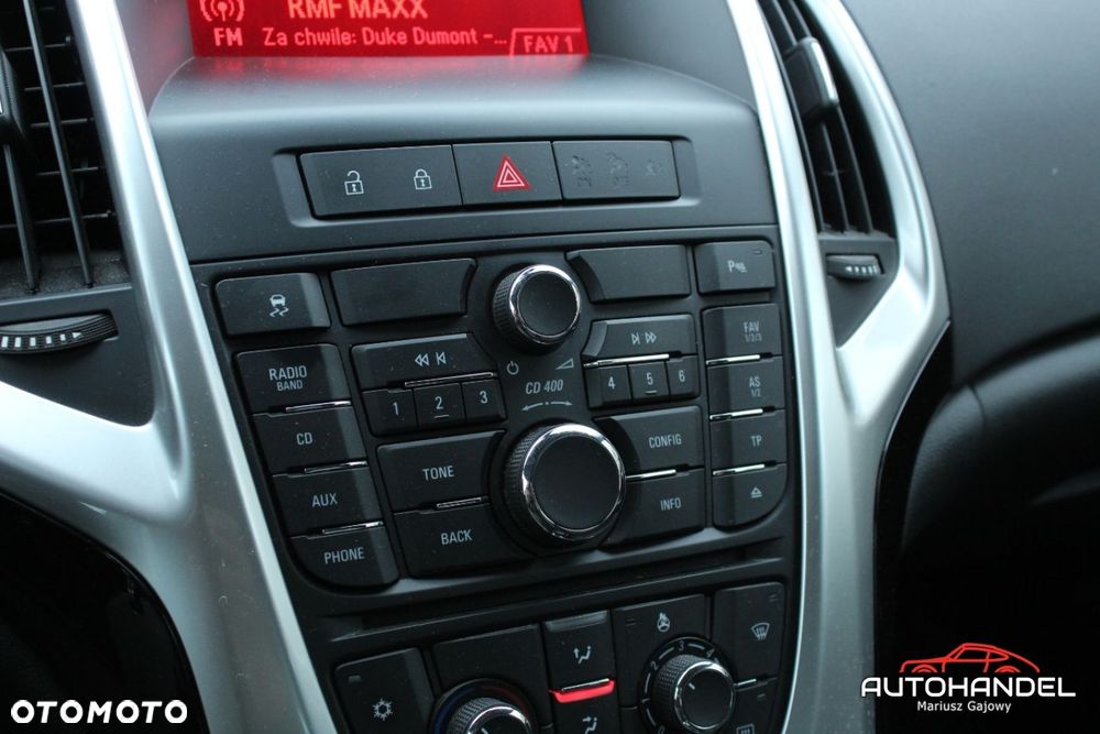 Opel Astra - 16