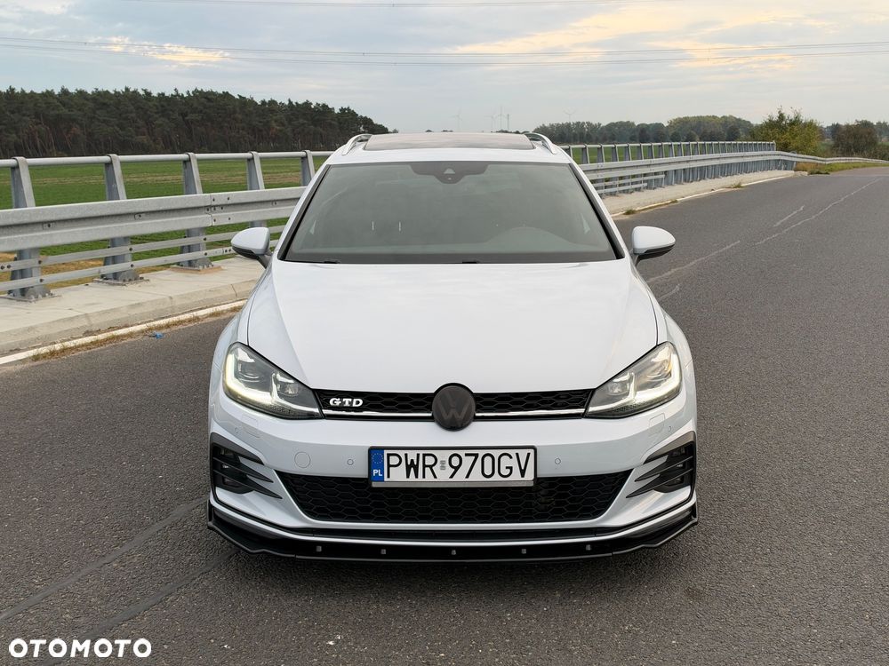 Volkswagen Golf 2017 photo 2