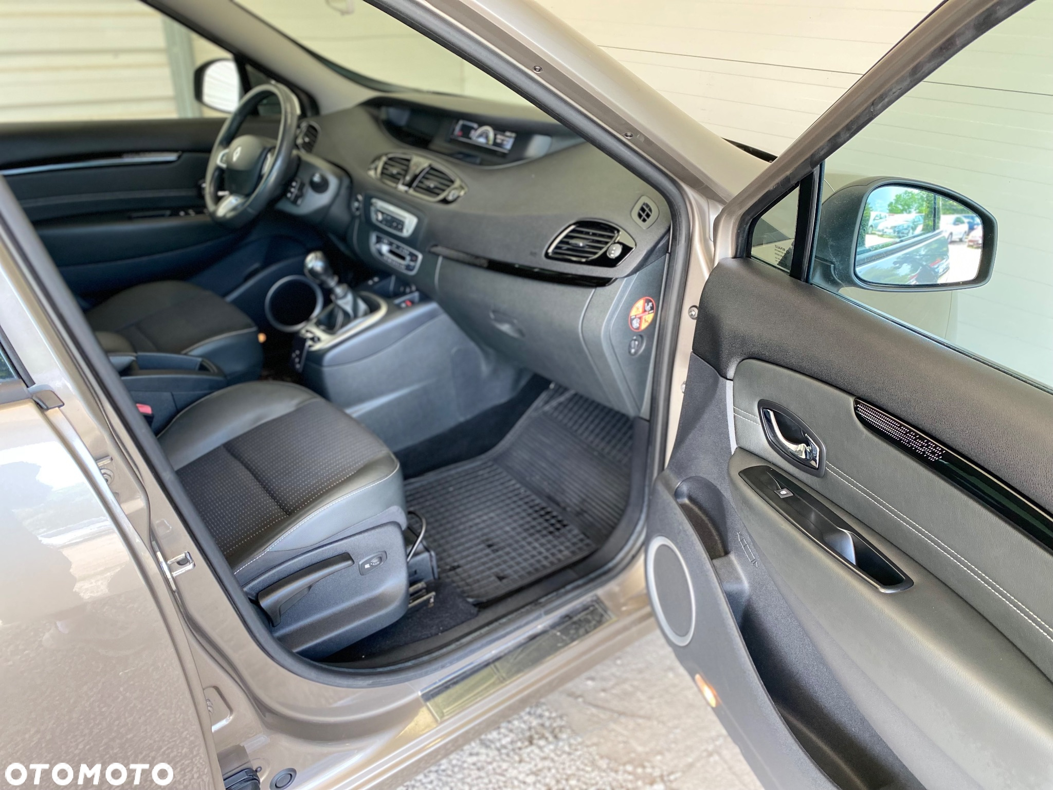 Renault Scenic 1.2 TCe Energy Intens - 14