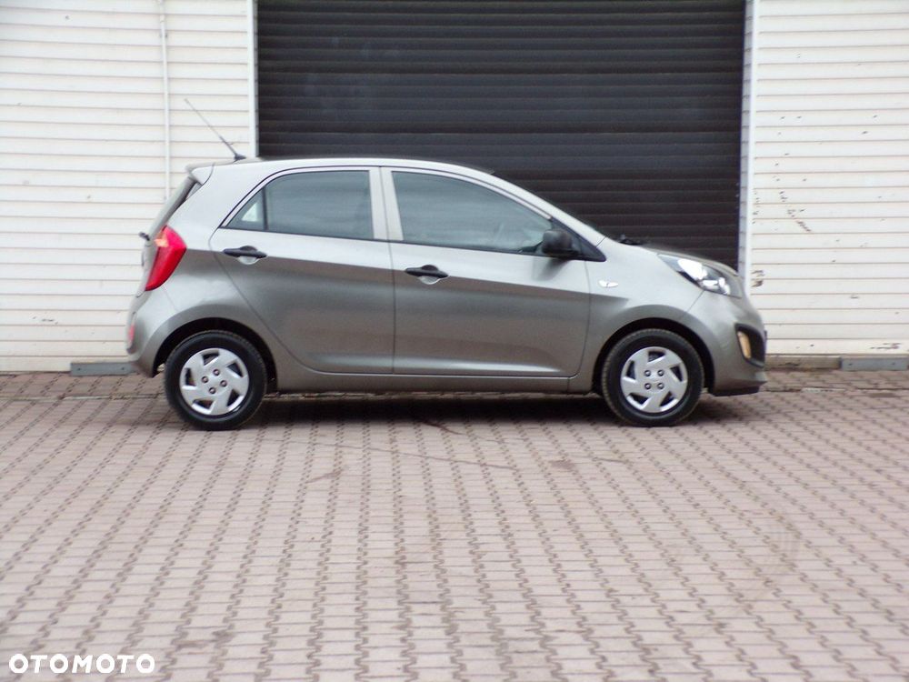 Kia Picanto - 12