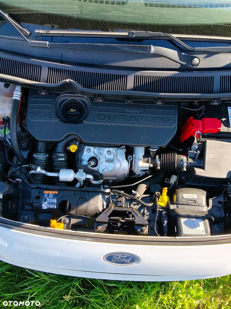 Ford Transit Connect - 16