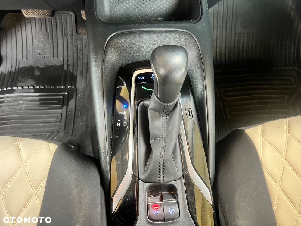 Toyota Corolla 1.6 Comfort MS - 28