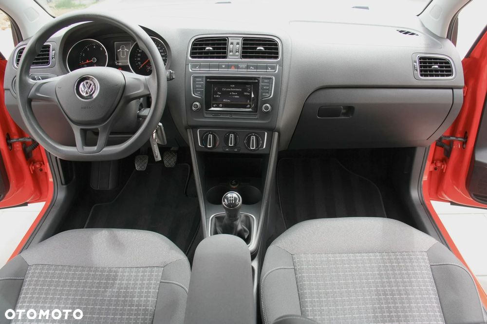 Volkswagen Polo 1.0 Comfortline - 30