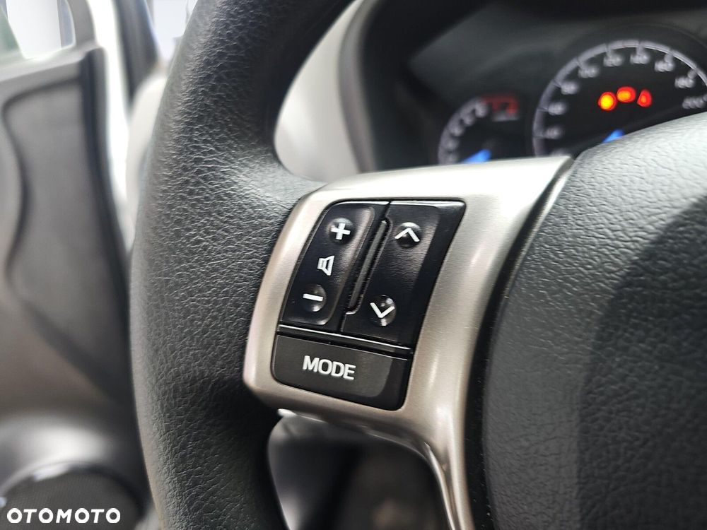 Toyota Yaris 1.5 Active - 11