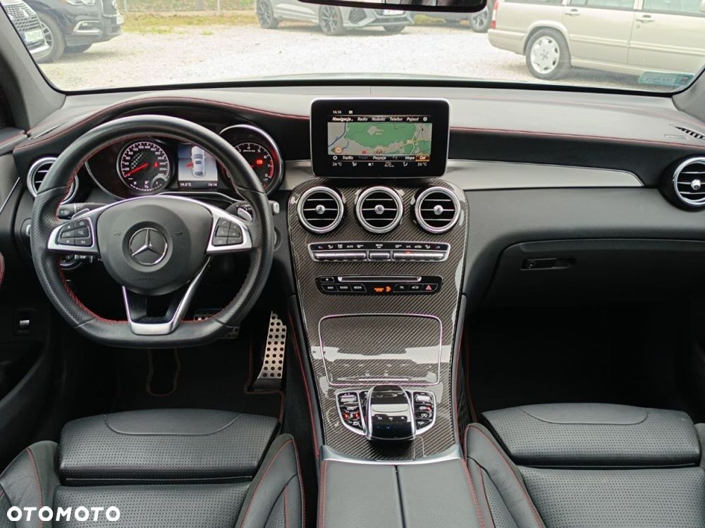 Mercedes-Benz GLC - 21