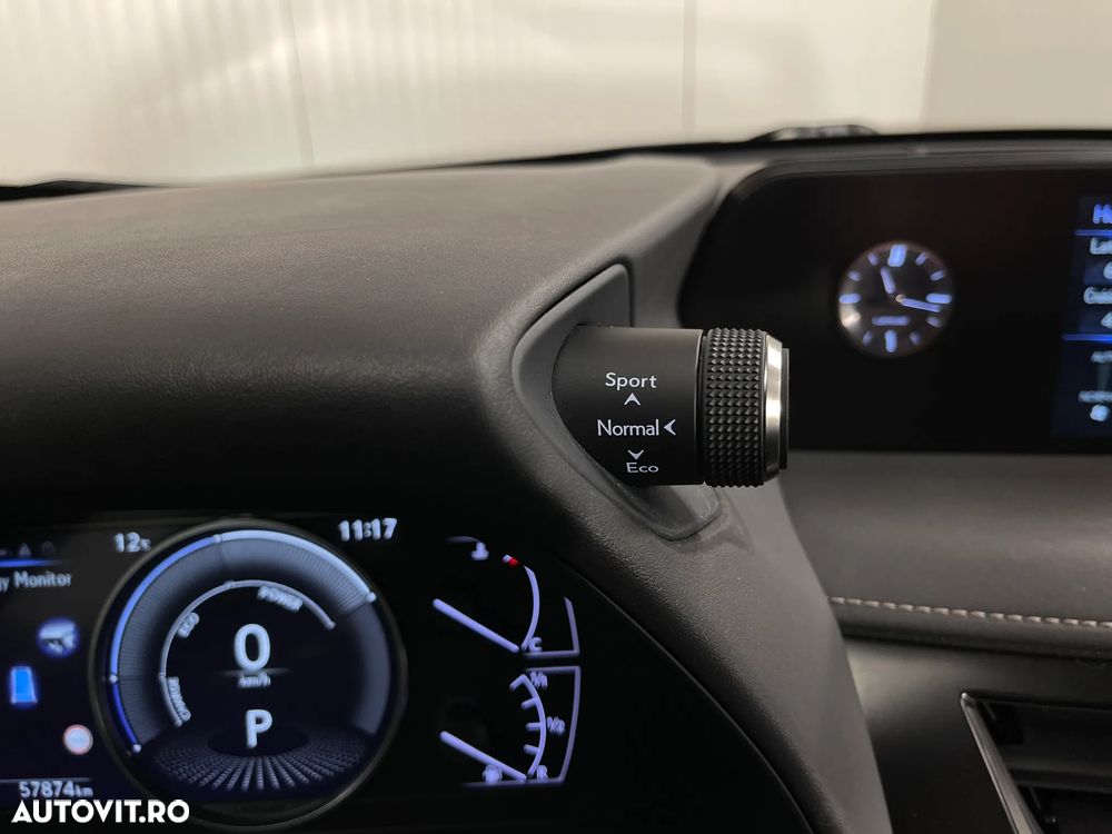 Lexus UX 250h Business Edition - 20