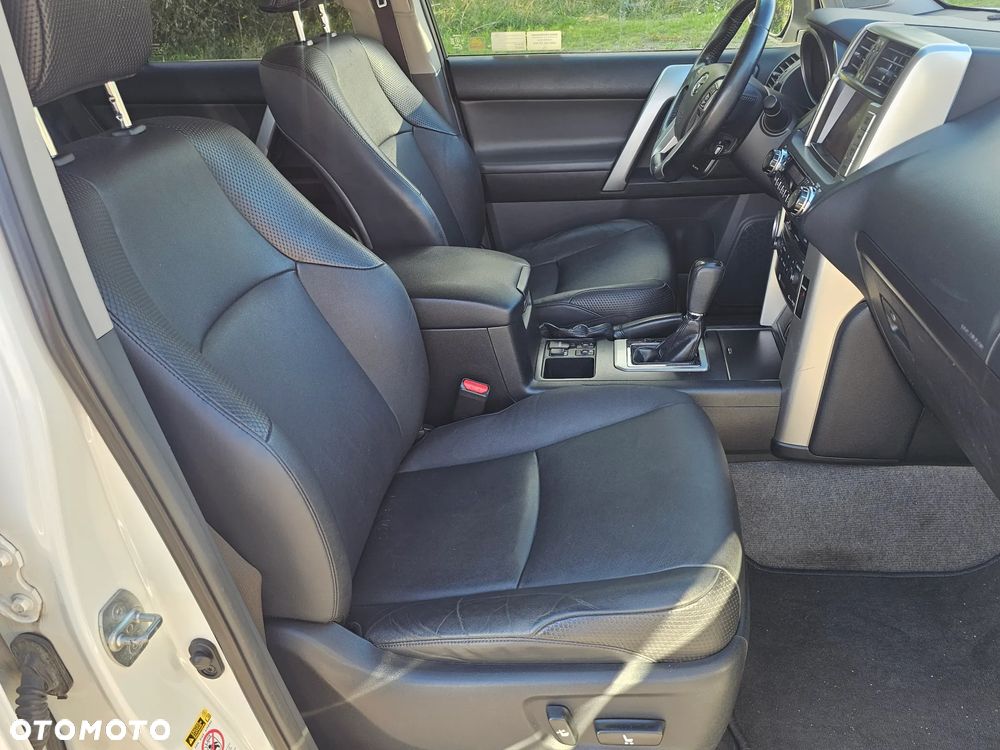Toyota Land Cruiser LC 3.0 D-4D Prestige 7os - 11