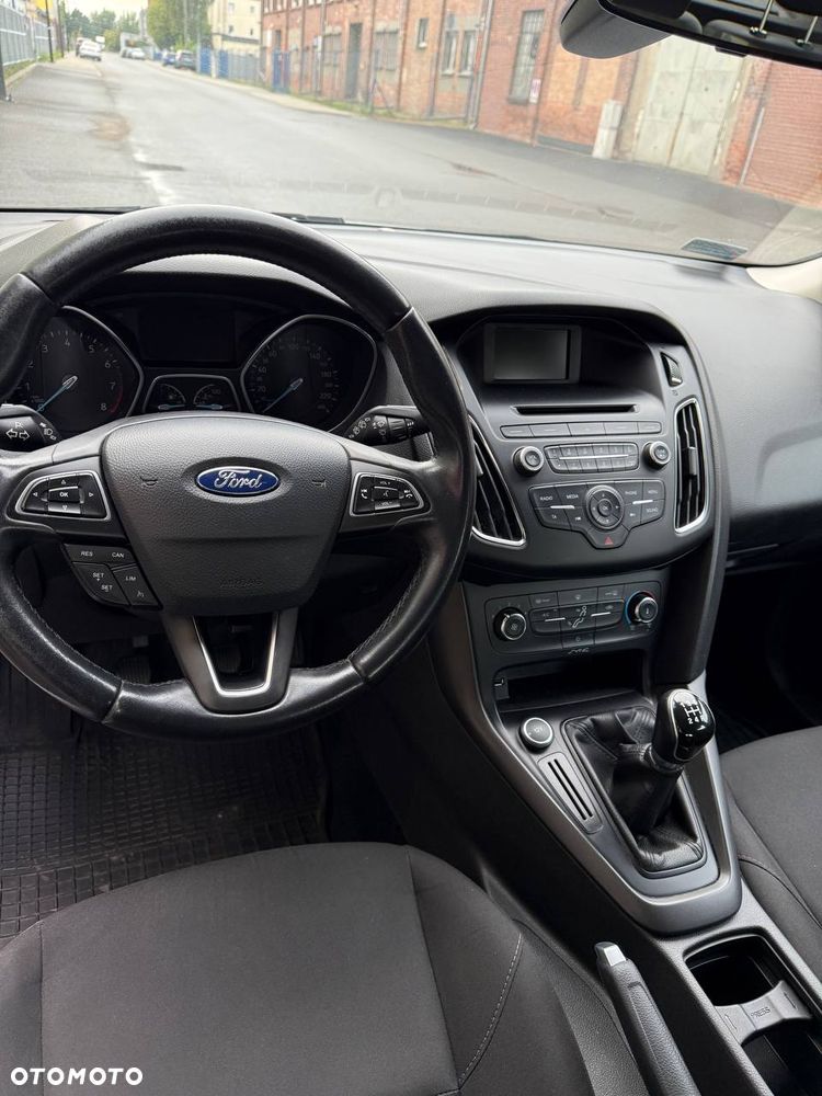 Ford Focus 1.6 Titanium - 5