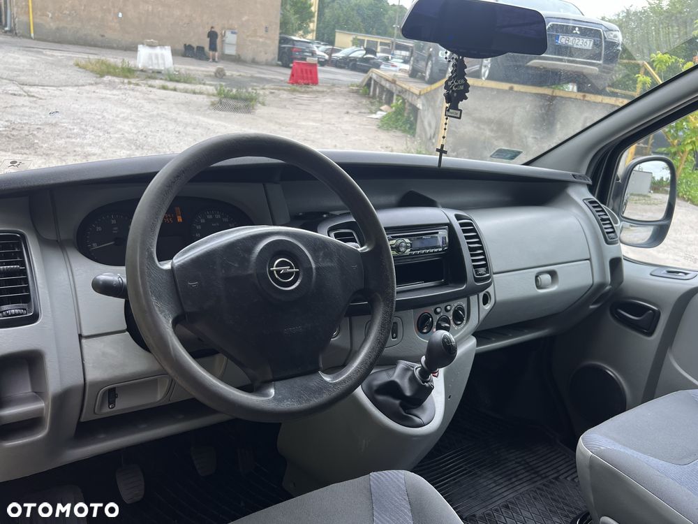 Opel Vivaro - 7