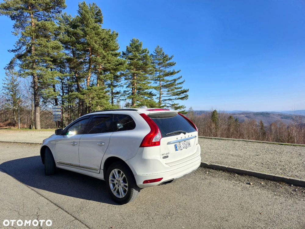 Volvo XC 60 T5 Geartronic Momentum - 3