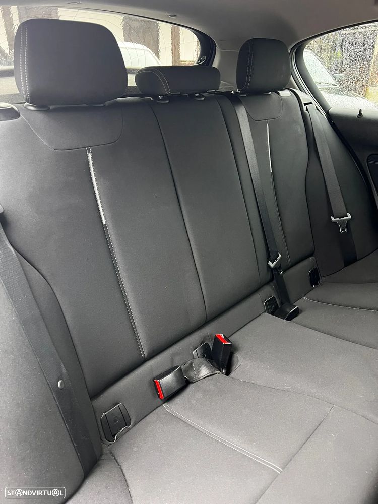 BMW 116 i Sport Line - 9