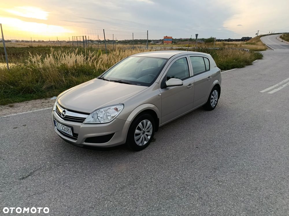 Opel Astra 1.6 Color Edition - 14