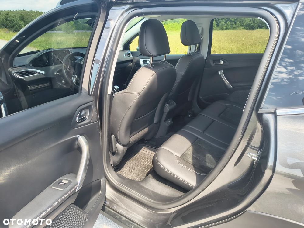 Peugeot 2008 PureTech 130 GPF Stop&Start Crossway - 10