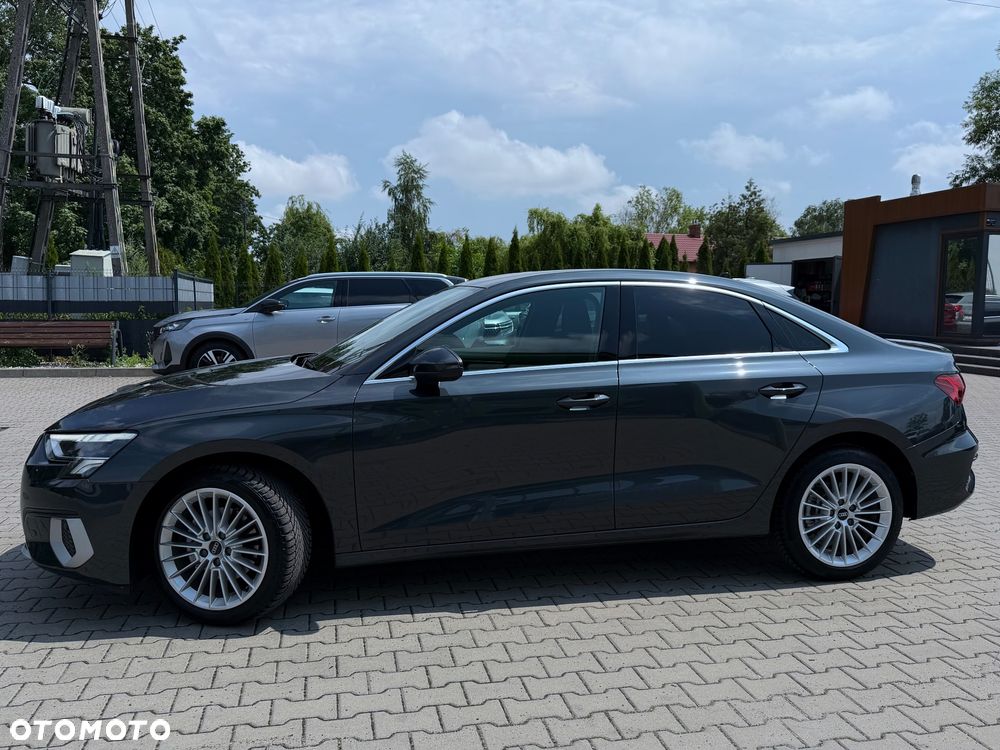 Audi A3 Limousine 35 TFSI S tronic - 4