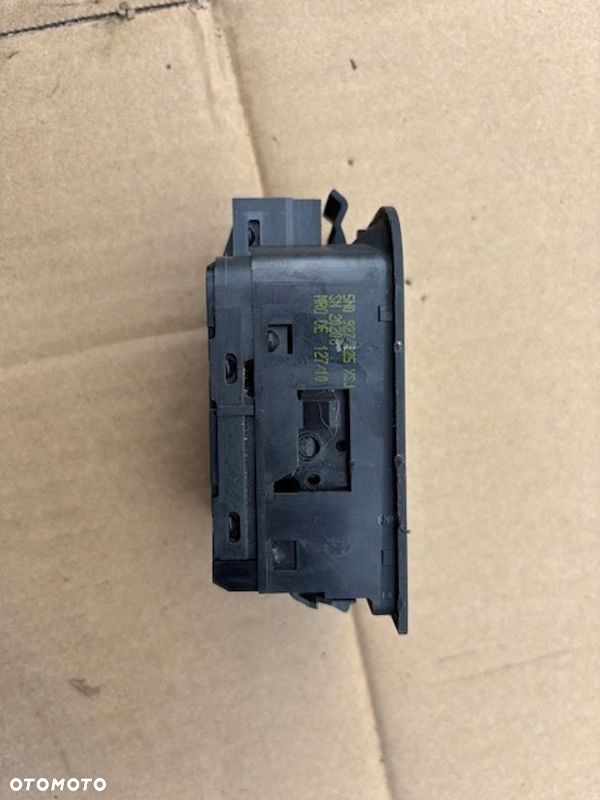 PRZYCISK HAMULCA RĘCZNEGO AUTOHOLD VW TIGUAN I 2007- 5N0927225XJS ORYGINAŁ - 2