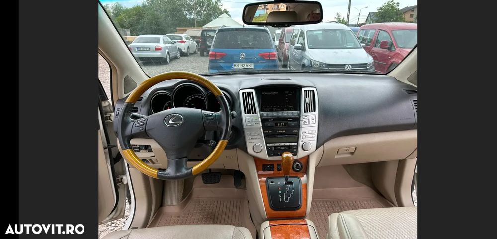 Lexus Seria RX - 12