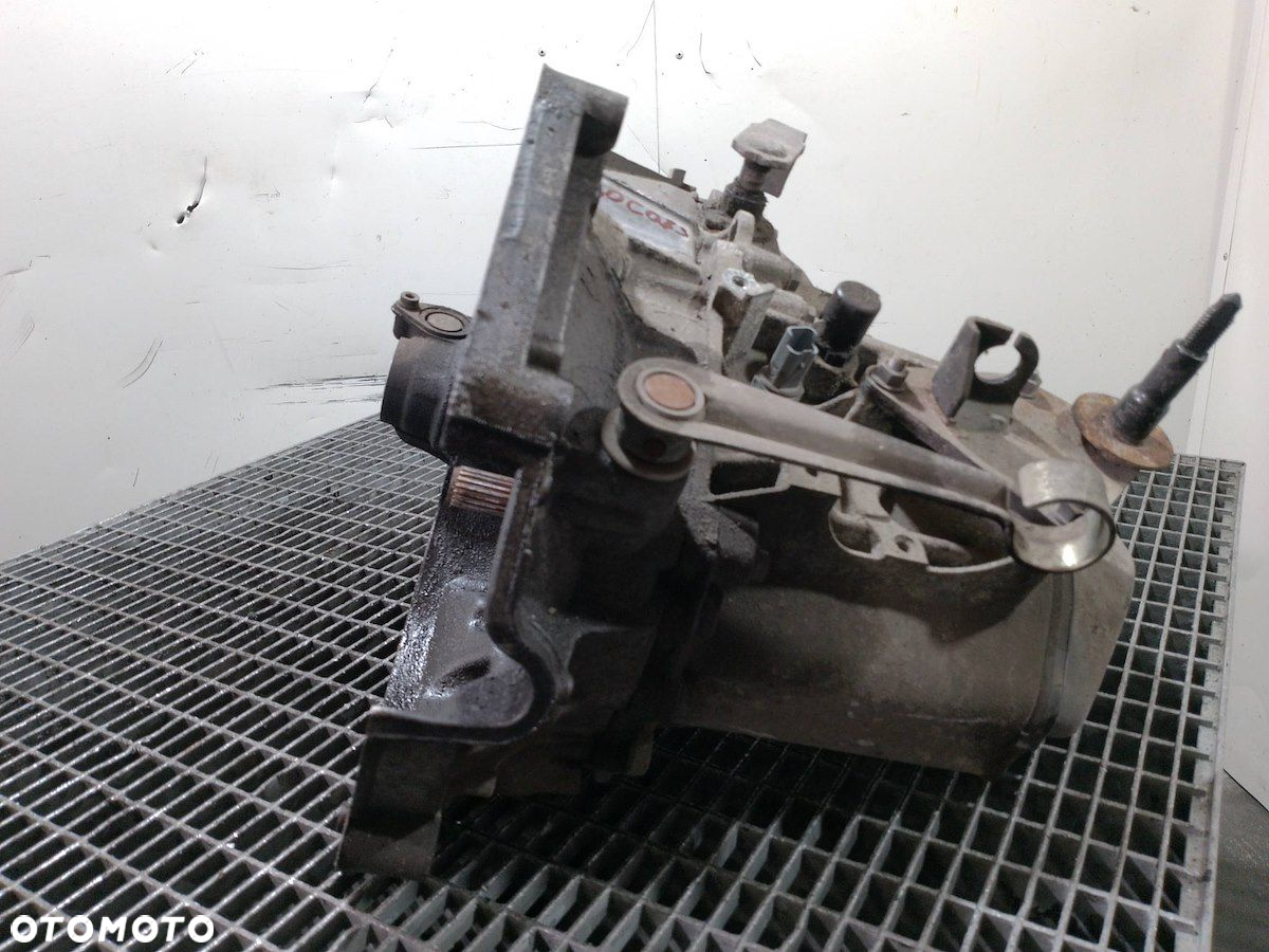 SKRZYNIA BIEGÓW MANUALNA PEUGEOT 206 PLUS 20CQ83 1.1 8V - 3