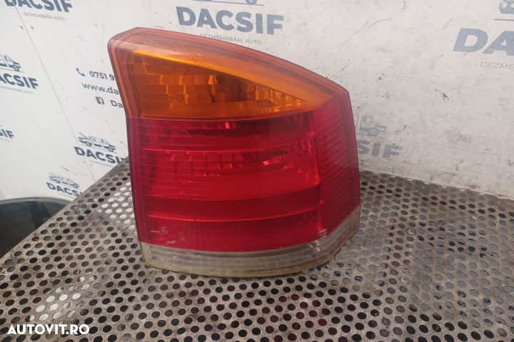 Lampa / Tripla stop dreapta pe aripa Opel Vectra C  [din 2002 pana  2 - 4