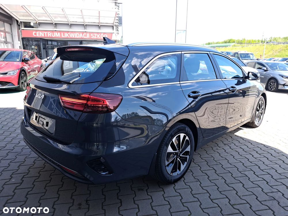 Kia Ceed 1.5 T-GDI M - 3