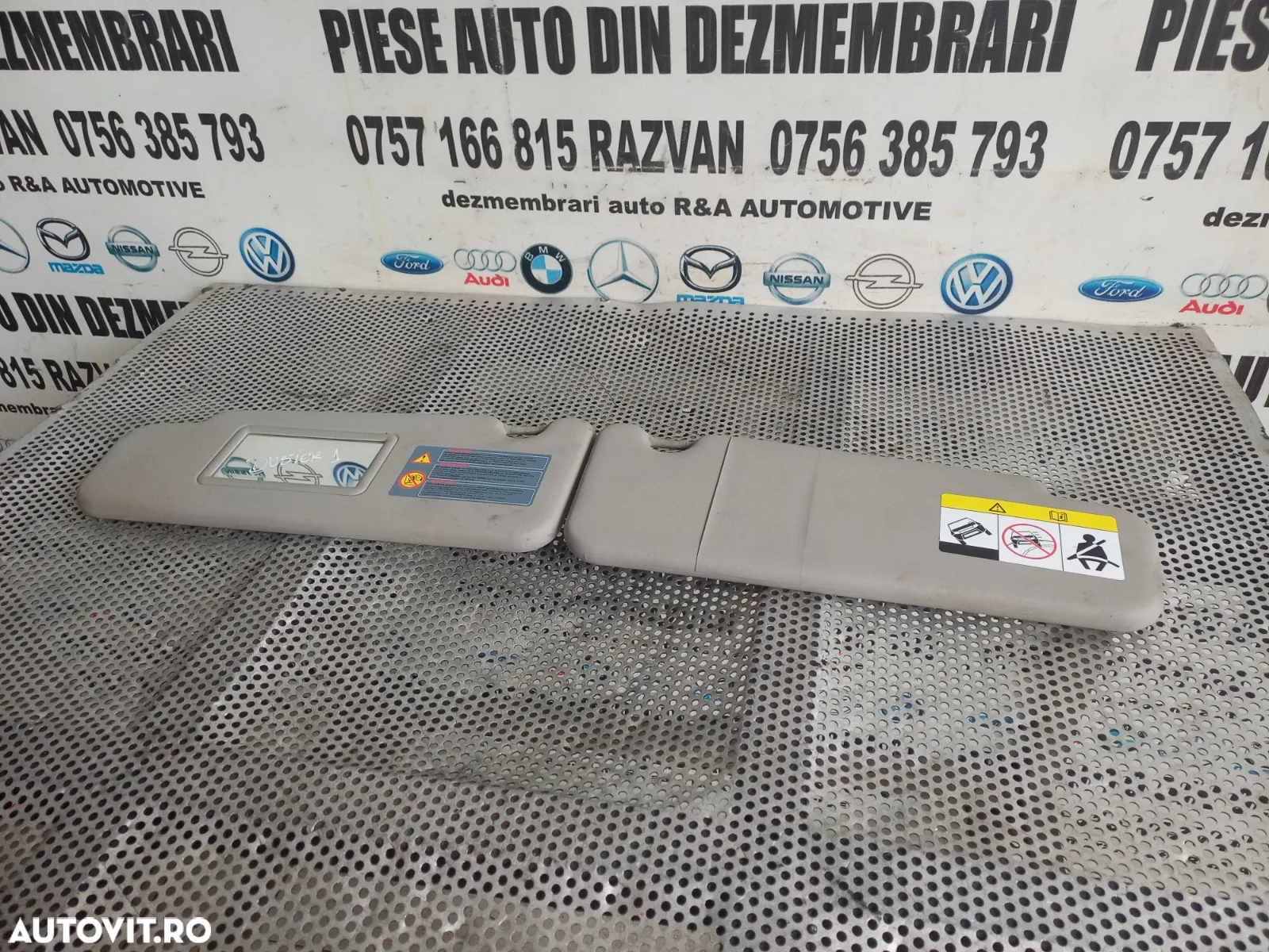 Parasolare Parasolar Dacia Duster An 2010-2011-2012-2013-2014-2015-2016-2017 - Dezmembrari Arad - 3