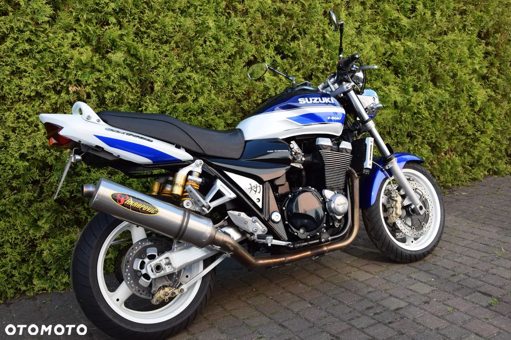 Suzuki GSX - 2