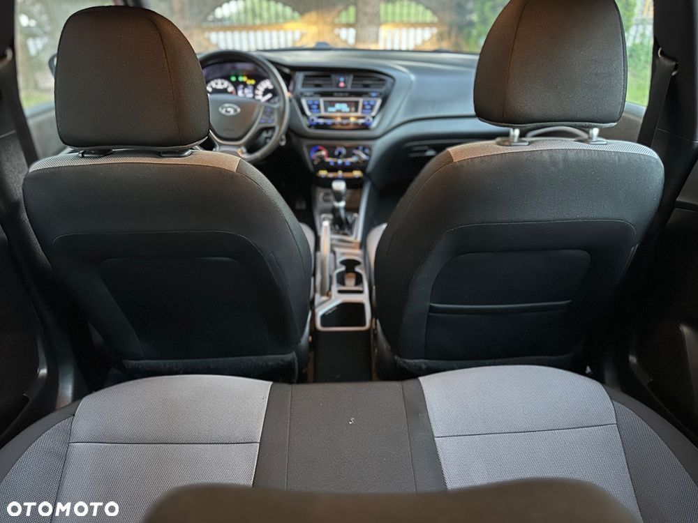 Hyundai i20 1.2 YES Plus - 28