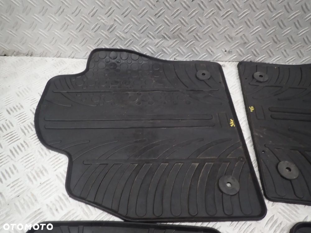 DYWANIKI GUMOWE VW POLO - 2