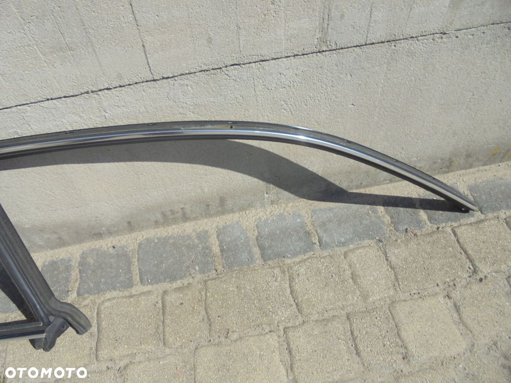 mercedes clk w208 lift - chrom szyby, słupka prawy - 3