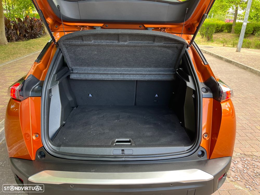 Peugeot 2008 PureTech 130 EAT8 Allure Pack - 30