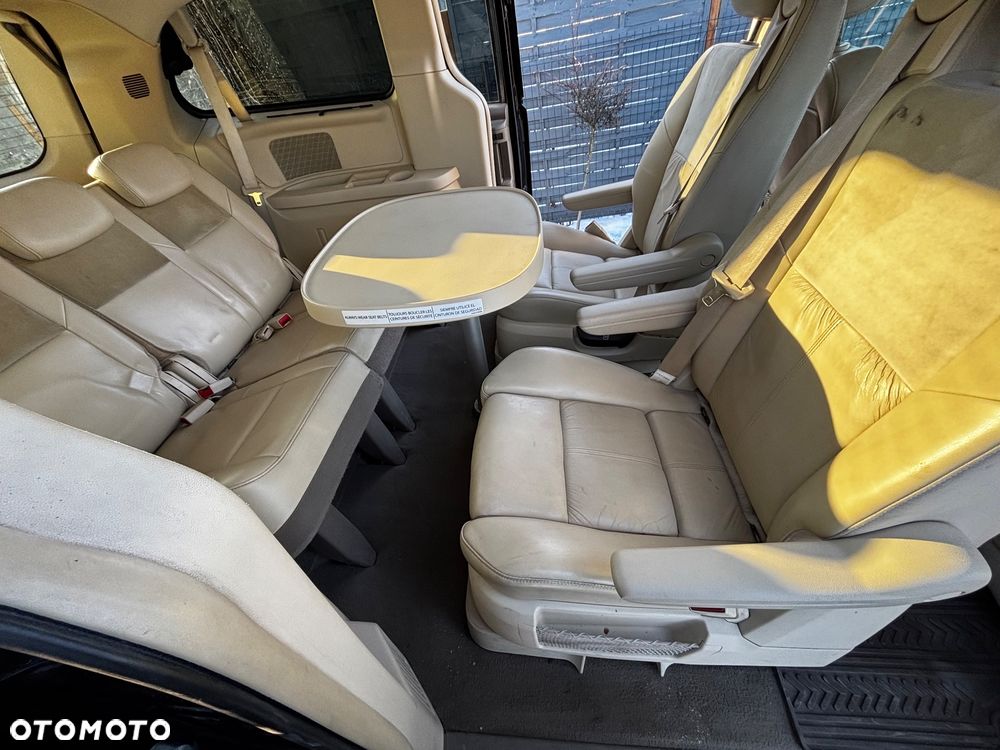 Chrysler Town & Country 4.0 Limited - 18