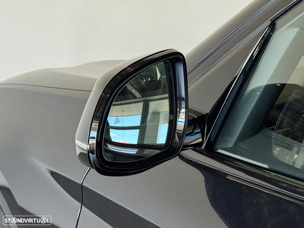 BMW iX3 M Sport Inspiring - 12