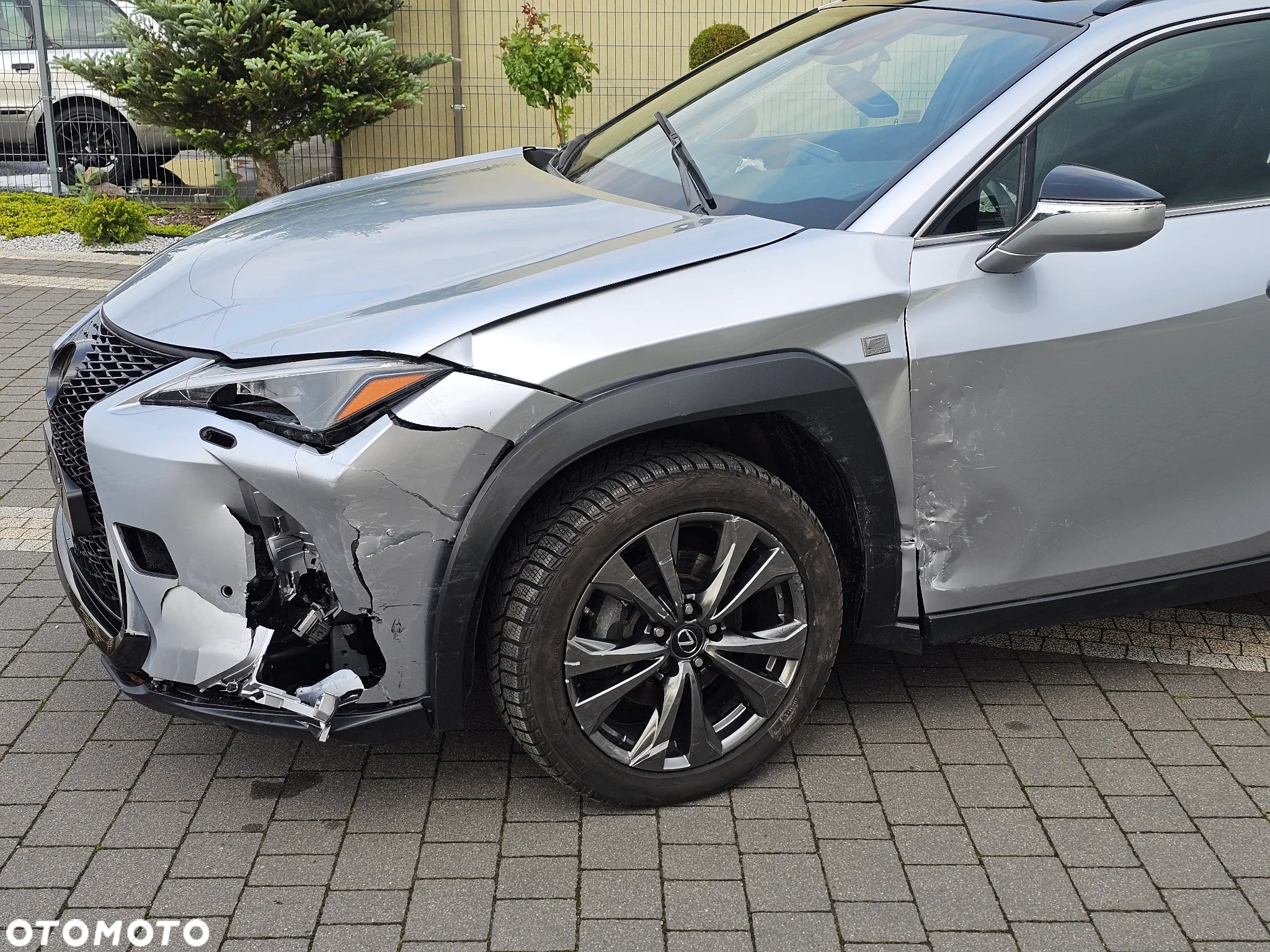 Lexus UX 200 GPF F Sport 2WD - 7