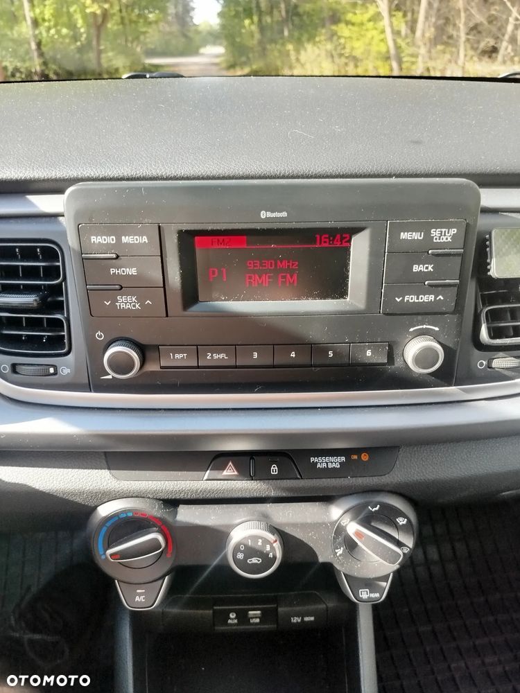 Kia Rio 1.2 M - 7