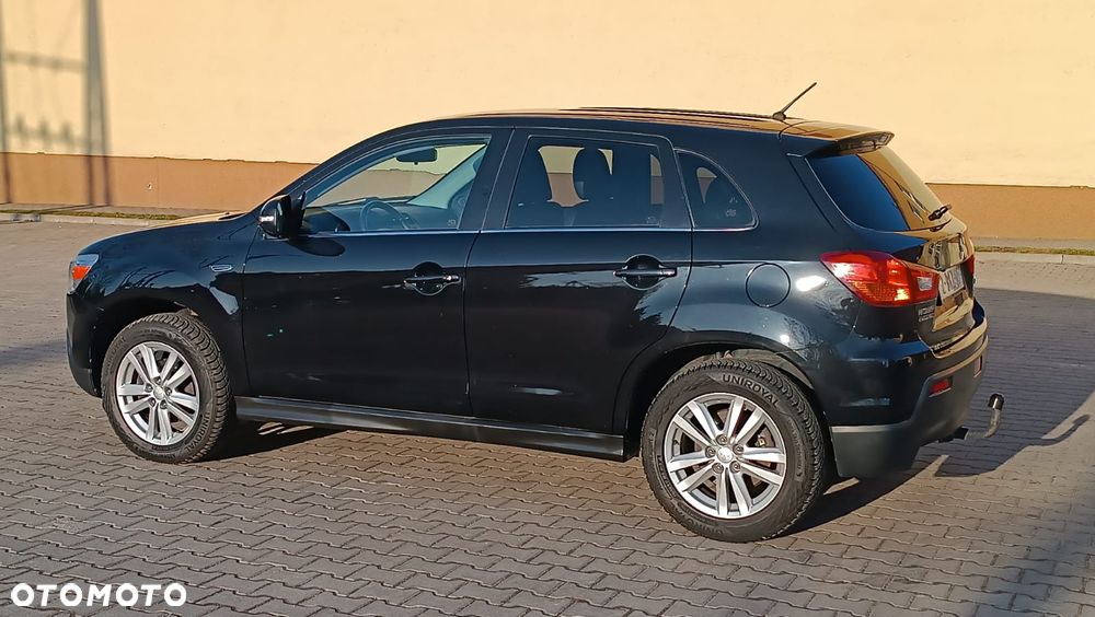 Mitsubishi ASX - 5